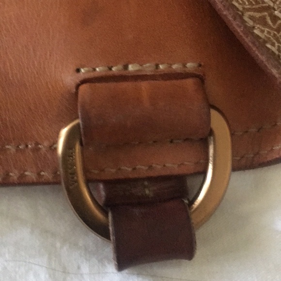 Prada purse - Picture 5 of 8